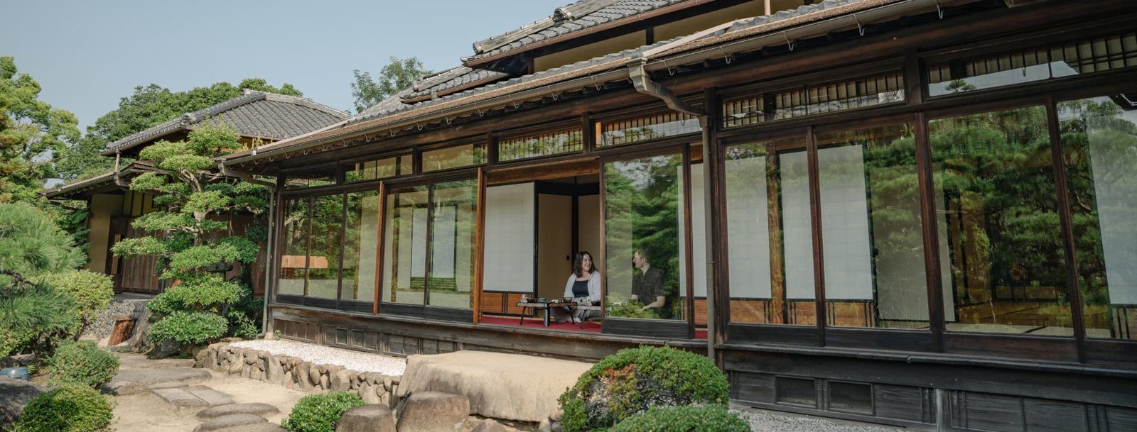 福山城 Castle Stay 福壽會館的和館、長廊與日式庭園