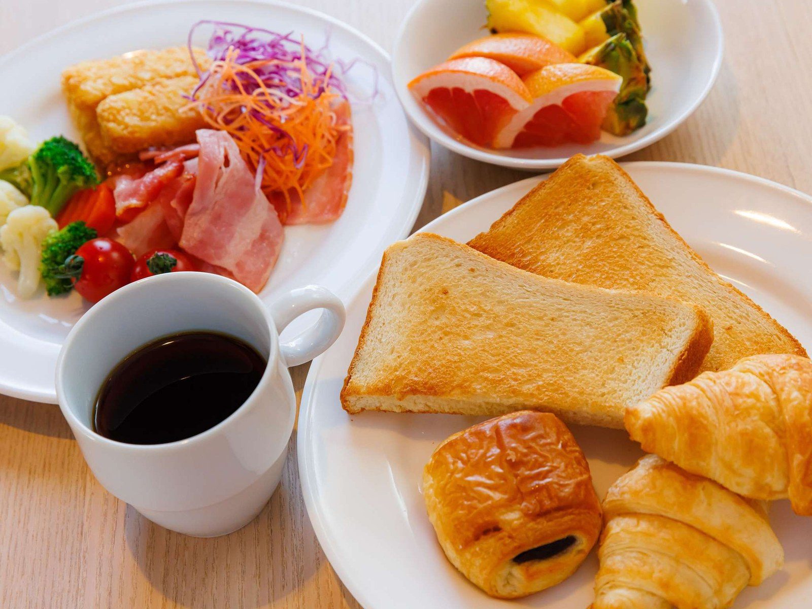 鳥取大山度假大飯店 THE LOUNGE 紅白地酒無限暢飲