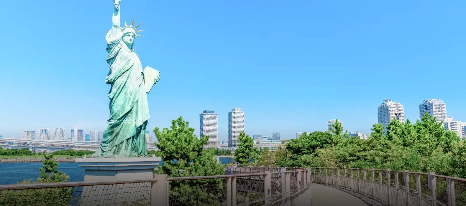 東京台場日航大酒店 台場海濱的自由女神像