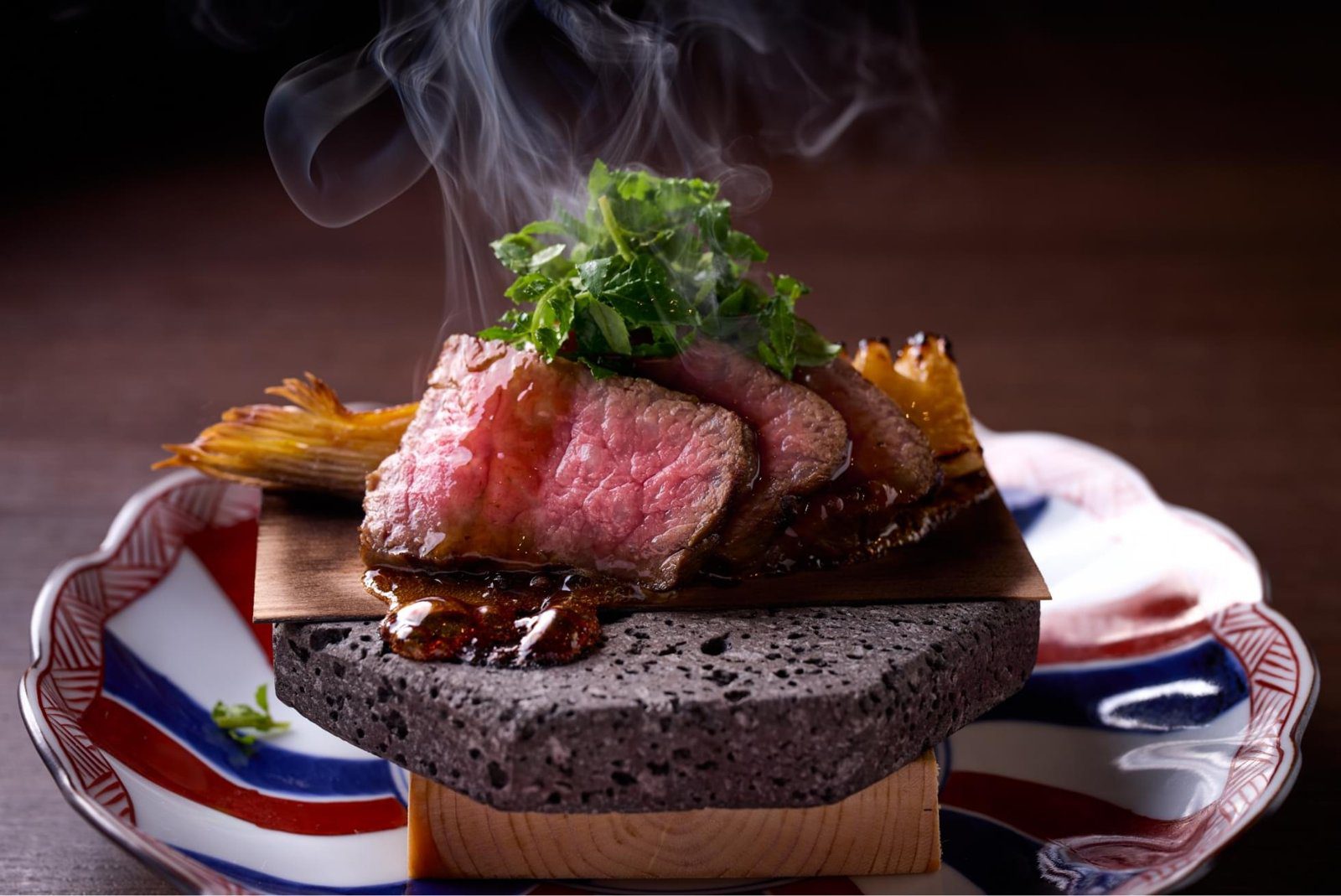 箱根・翠松園 晚餐的牛肉料理