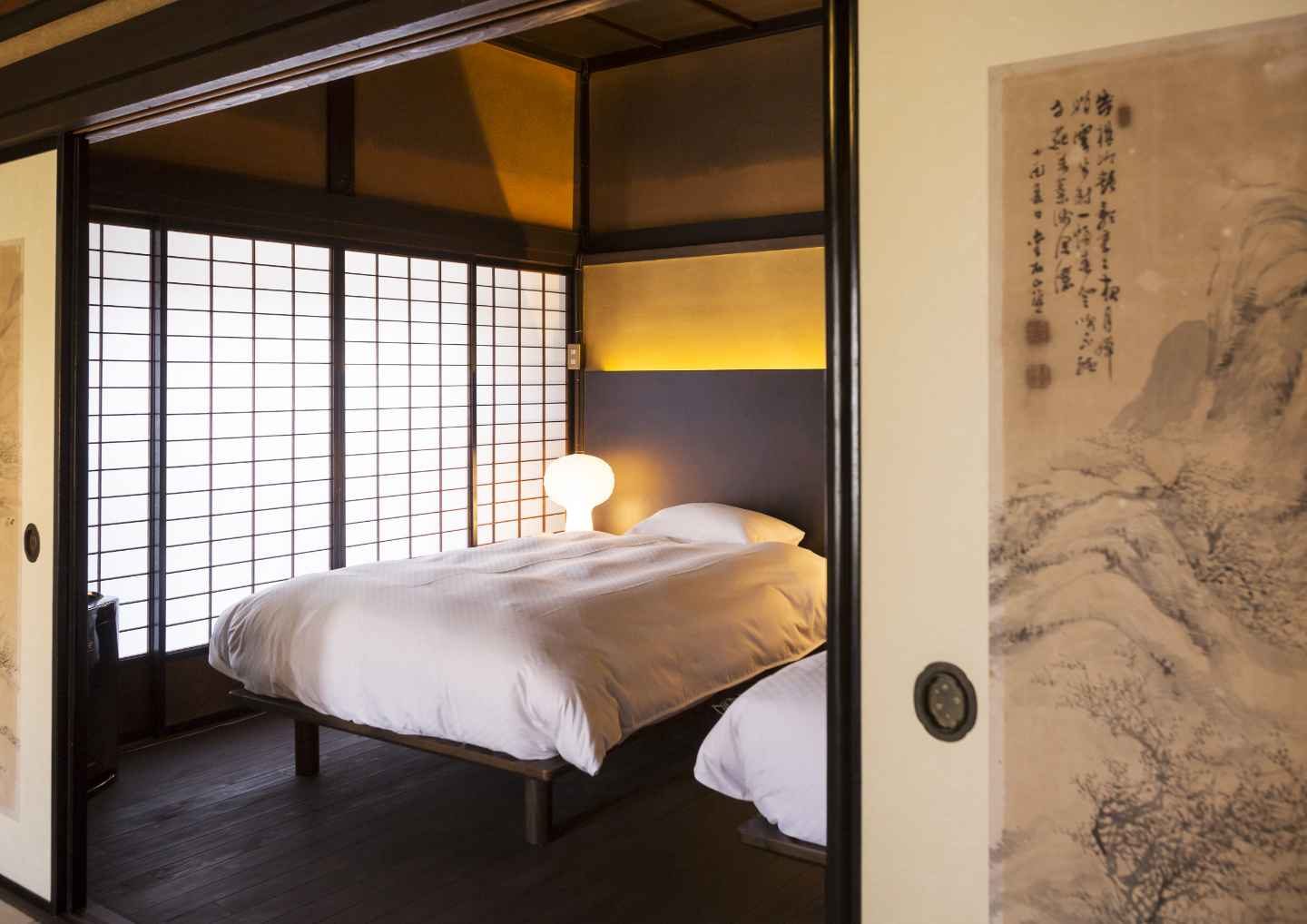 竹田城 城下町 HOTEL EN 襖繪與客房