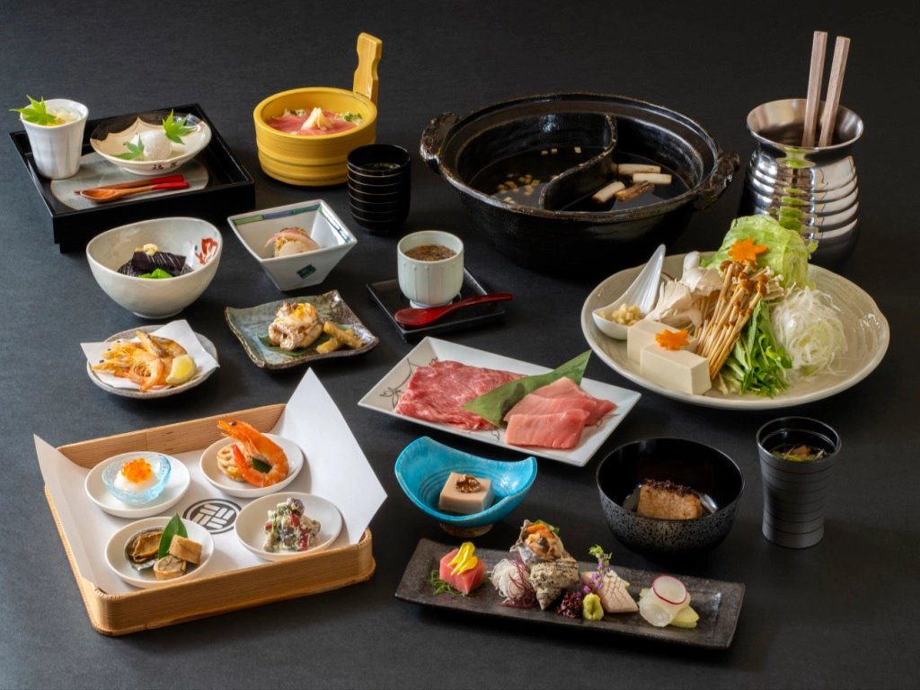 伊勢 古之宿 伊久 月替會席的前菜、生魚片與松阪牛