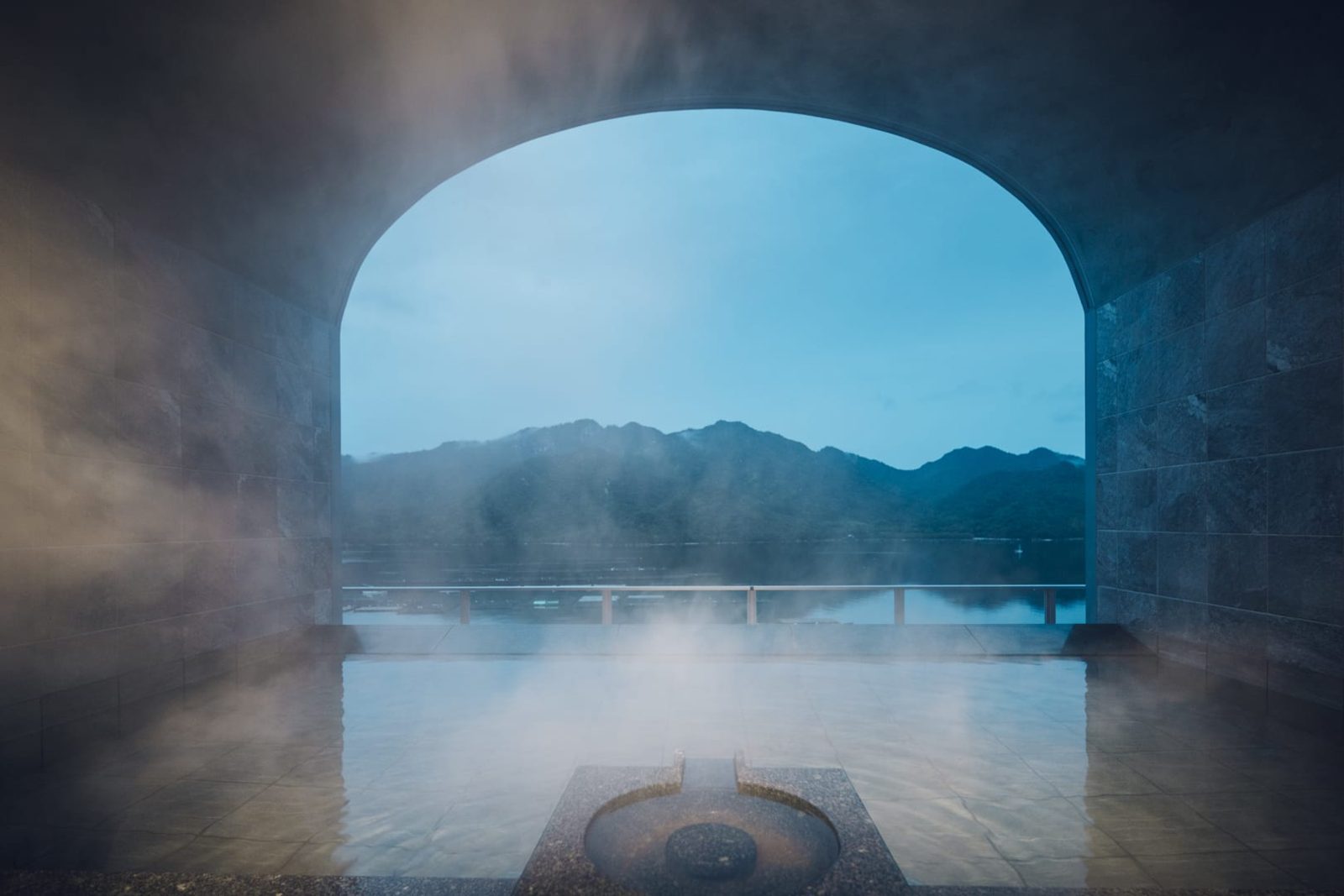 界 宮島 拱形的露天浴池