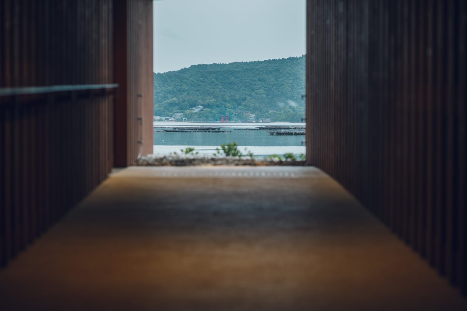 界 宮島 外觀與位置
