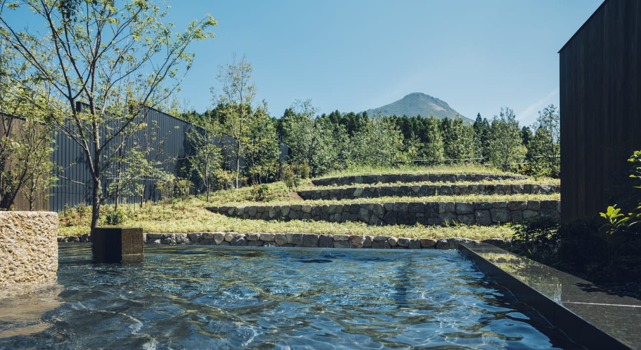 界 由布院 遠望由布岳的露天溫泉
