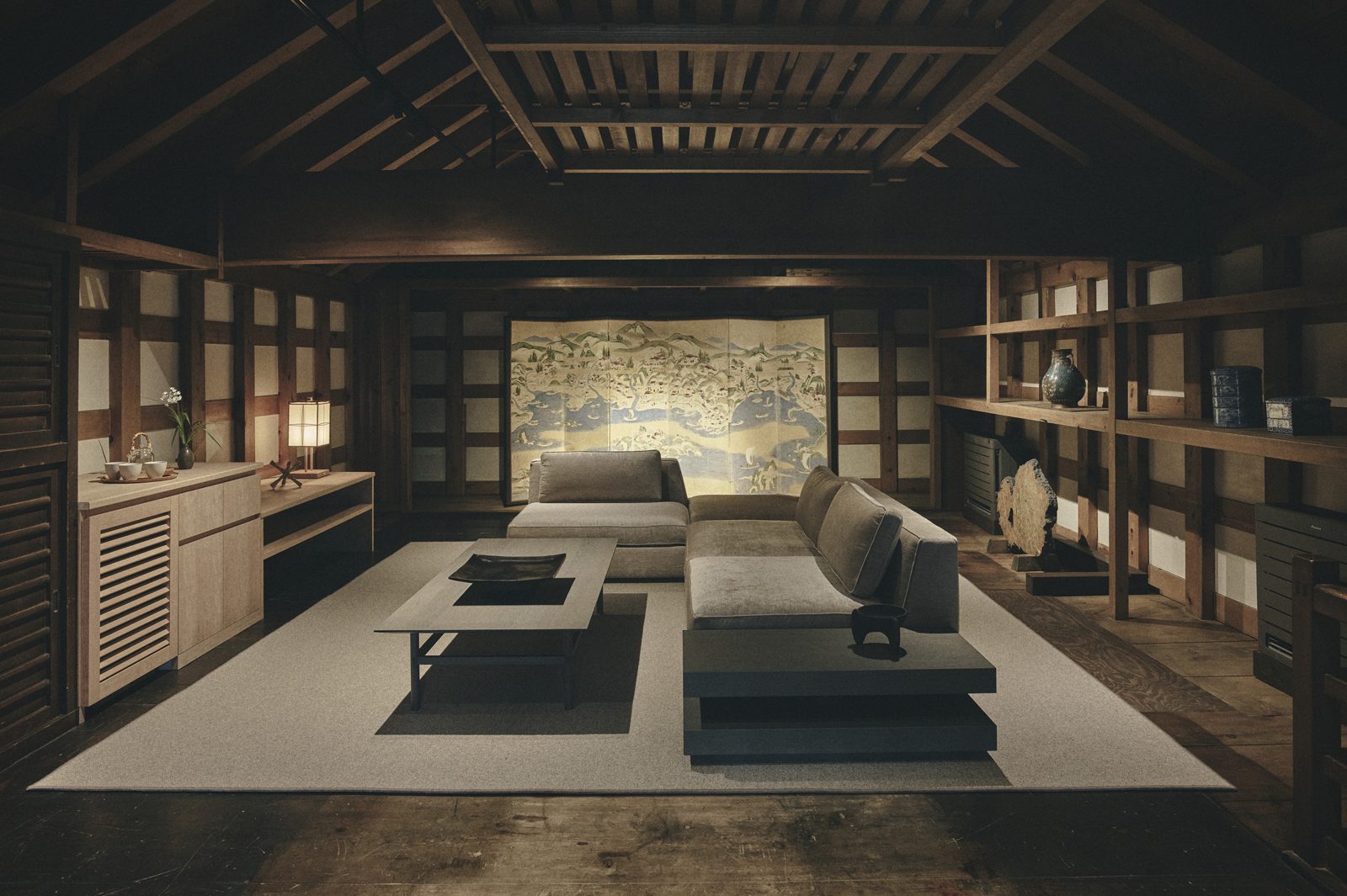 舊相馬家 Kazeno Heritage 函館 客房的起居空間