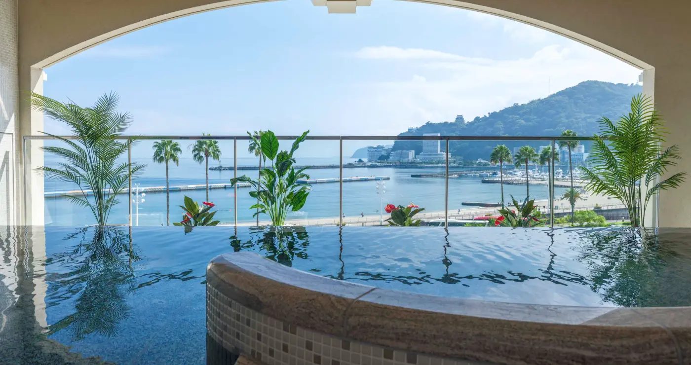 La Vista 熱海 Terrace 要預約的展望露天風呂