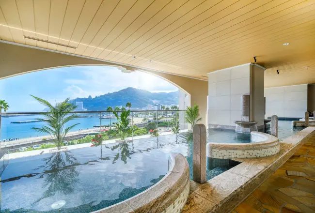La Vista 熱海 Terrace 大浴場的露天風呂