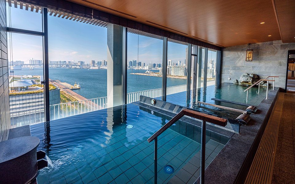 La Vista 東京灣 男性大浴場的內湯
