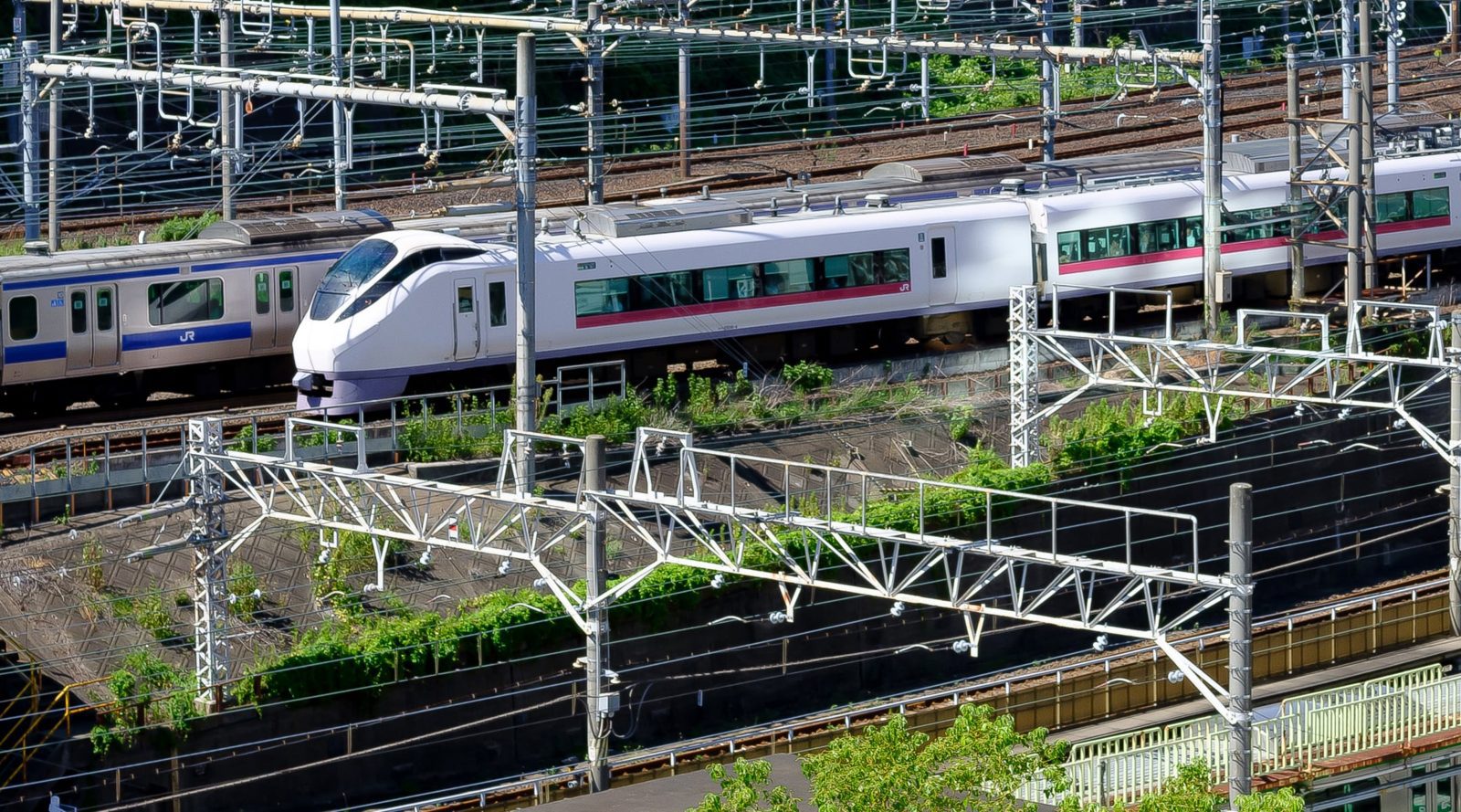 MIMARU東京 上野NORTH 鐵路景色房：窗外是上野站北側的軌道