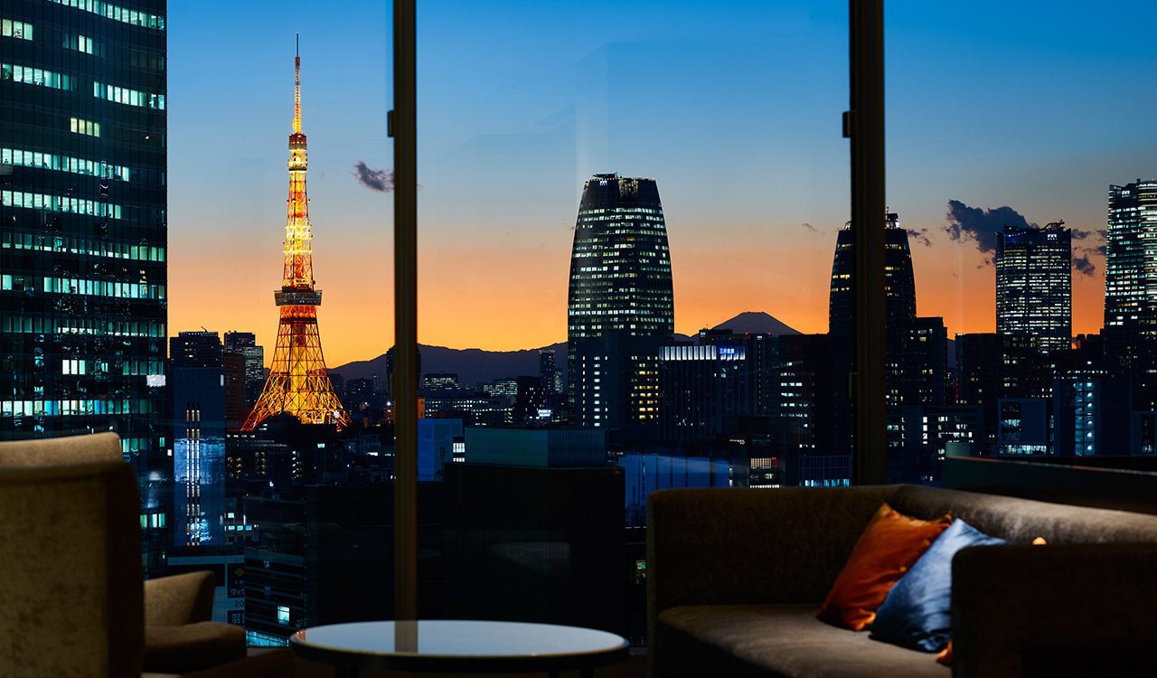三井花園飯店 銀座 Premier 16 樓看出去的東京鐵塔夜景