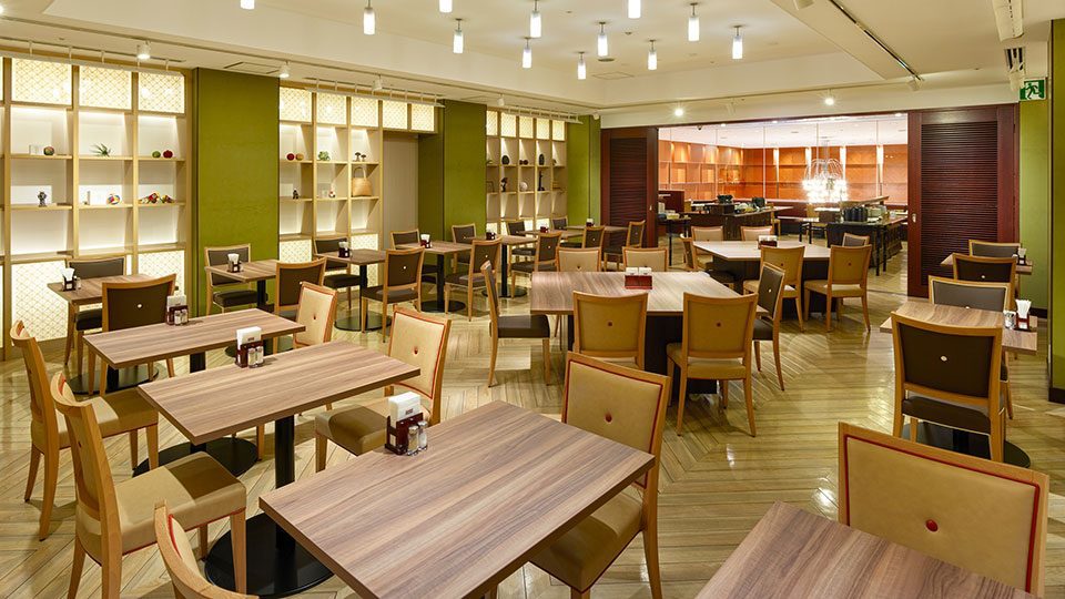 三井花園飯店 熊本 Garden Cafe 的店內座位