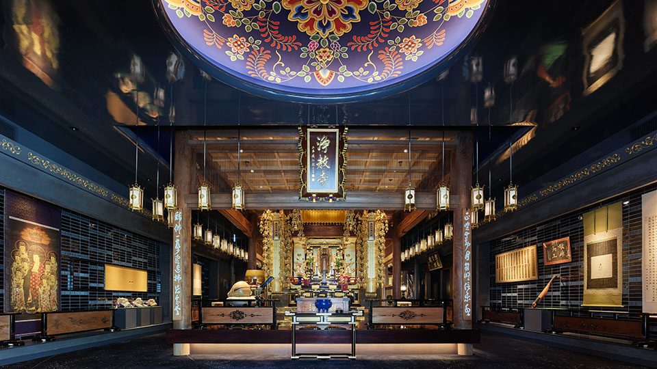 三井花園飯店 京都河原町淨教寺 淨教寺本堂的內部