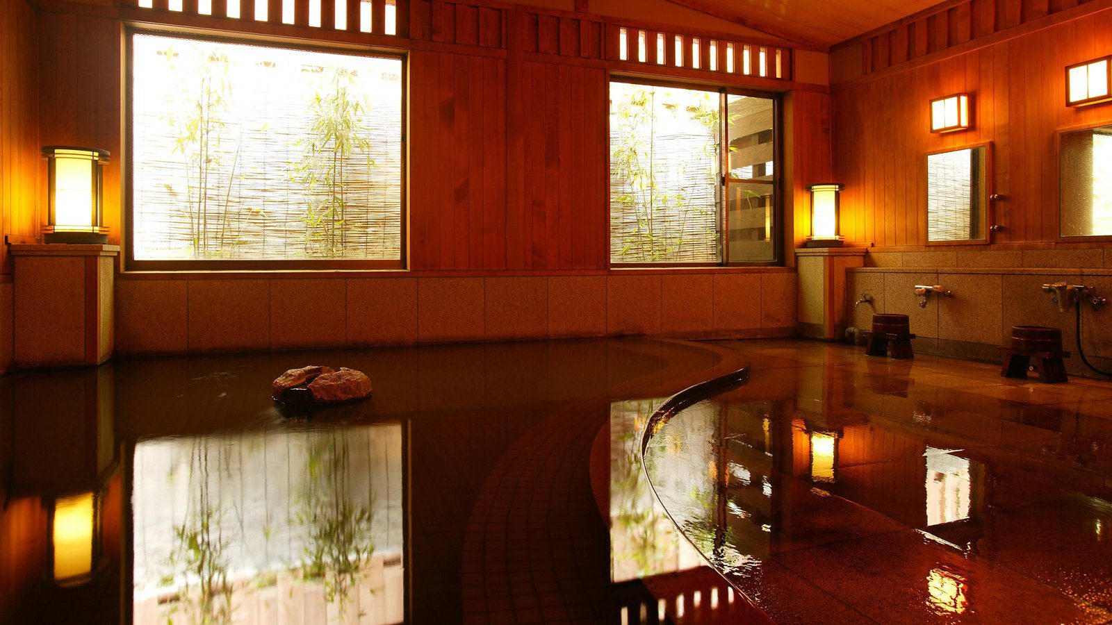 那須溫泉 山水閣 檜木香氣的大浴場