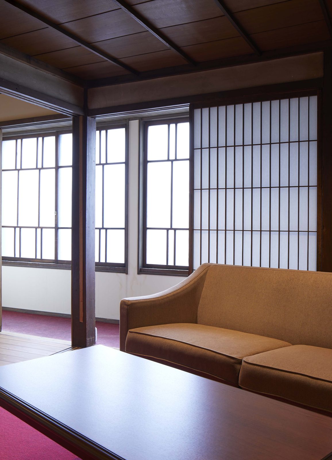 NIPPONIA 秩父 門前町 起居室與老家具