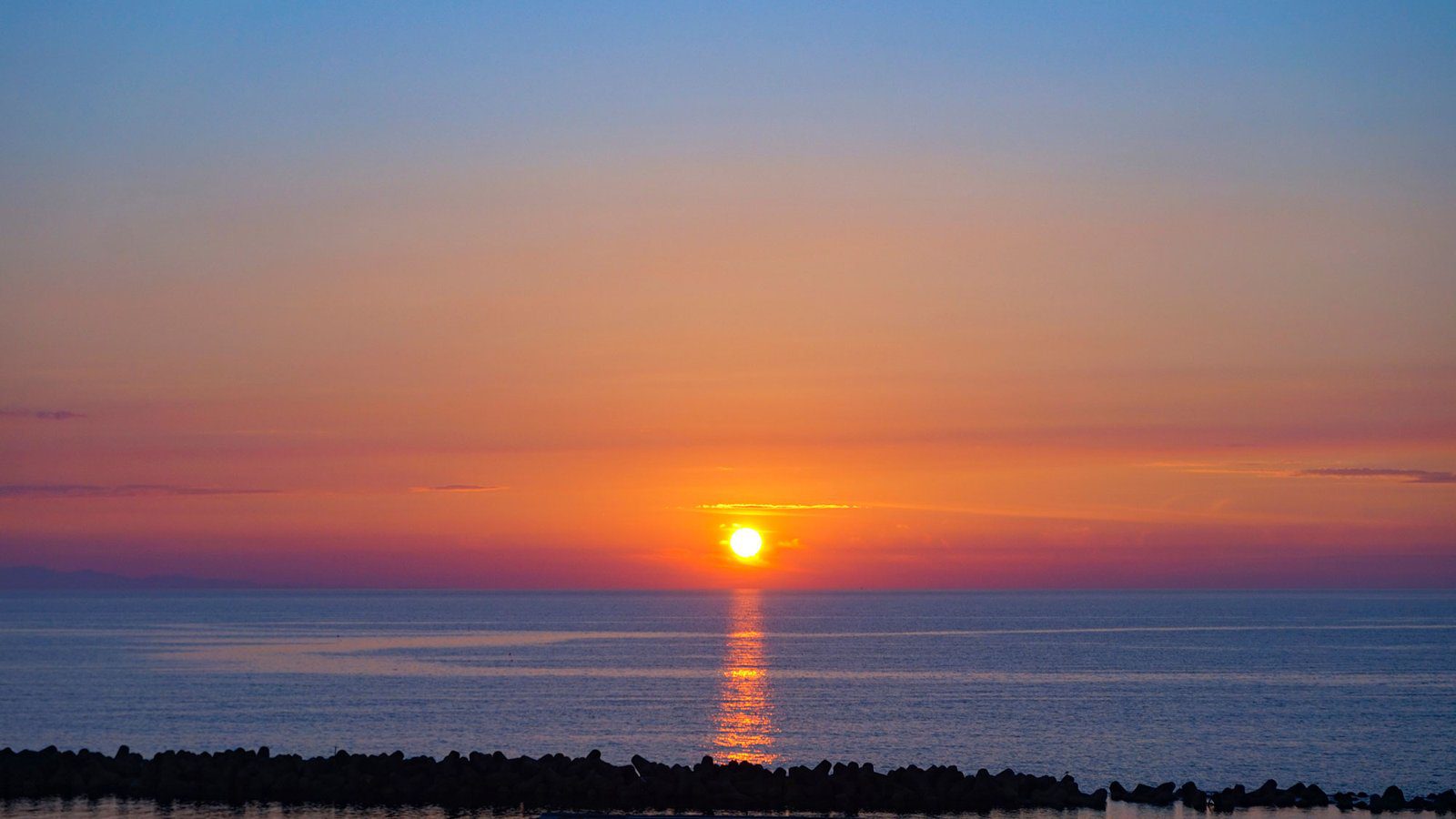 瀨波溫泉 Premium 汐美莊 沉入日本海的夕陽