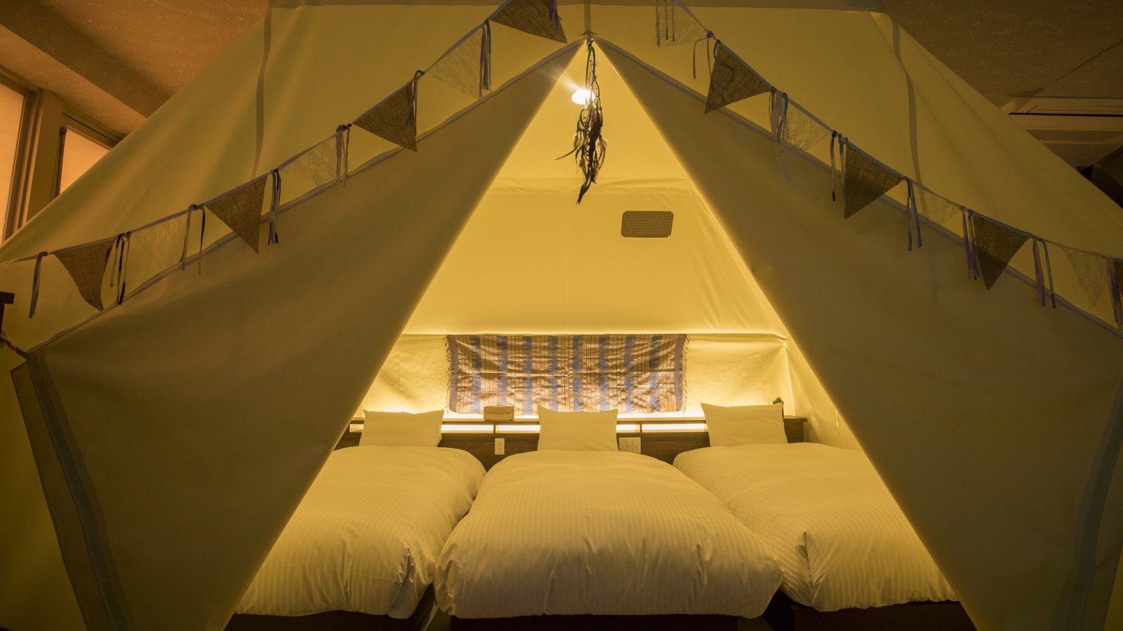 鳥羽溫泉鄉 Premium 鳥羽彩朝樂 帳篷造型的 Glamping 客房