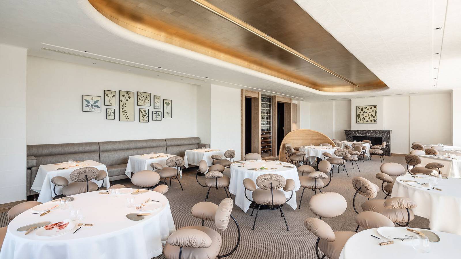 東京皇宮酒店 Alain Ducasse 主理的法式餐廳 ESTERRE