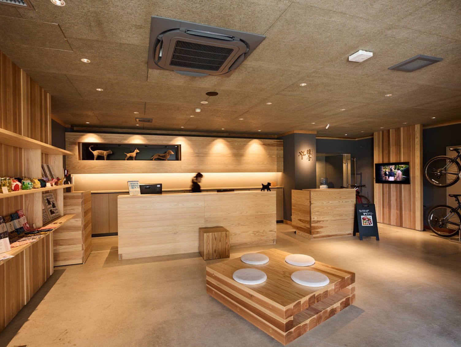 湯布院 榎屋旅館 溫潤木質日式接待空間
