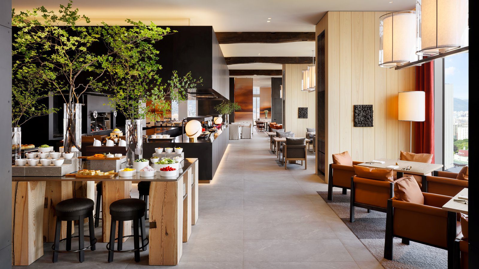 札幌凱悅尚萃酒店 Matsu Grill & Bar 的開放式廚房與用餐區