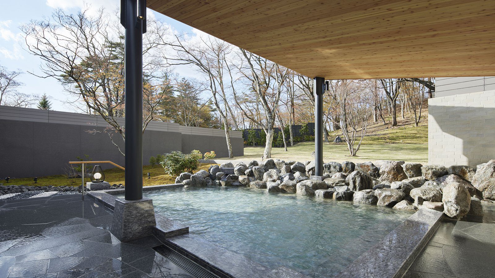 輕井澤王子大飯店 西館 MOMIJI HOT-SPRING 露天風呂