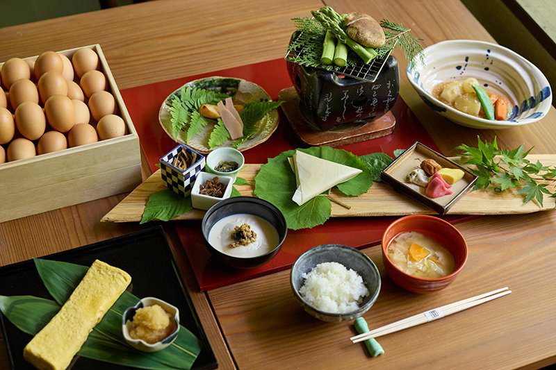 扉溫泉 明神館 松本 信州 ダイニング TOBIRA 的和式早餐
