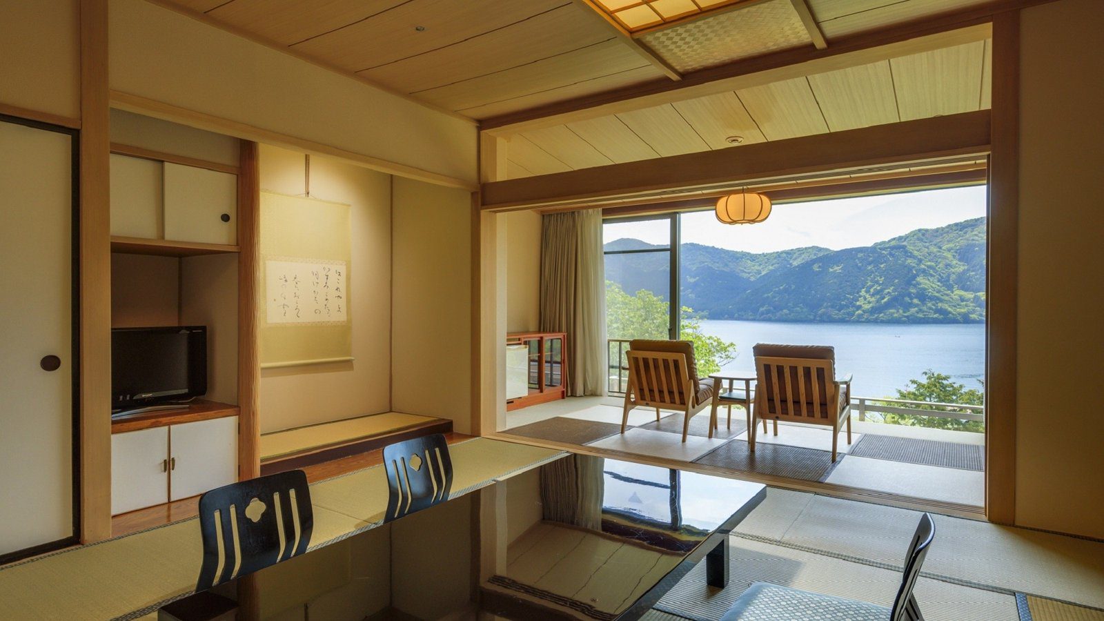 蘆之湖畔 蛸川溫泉 龍宮殿 湖畔和室