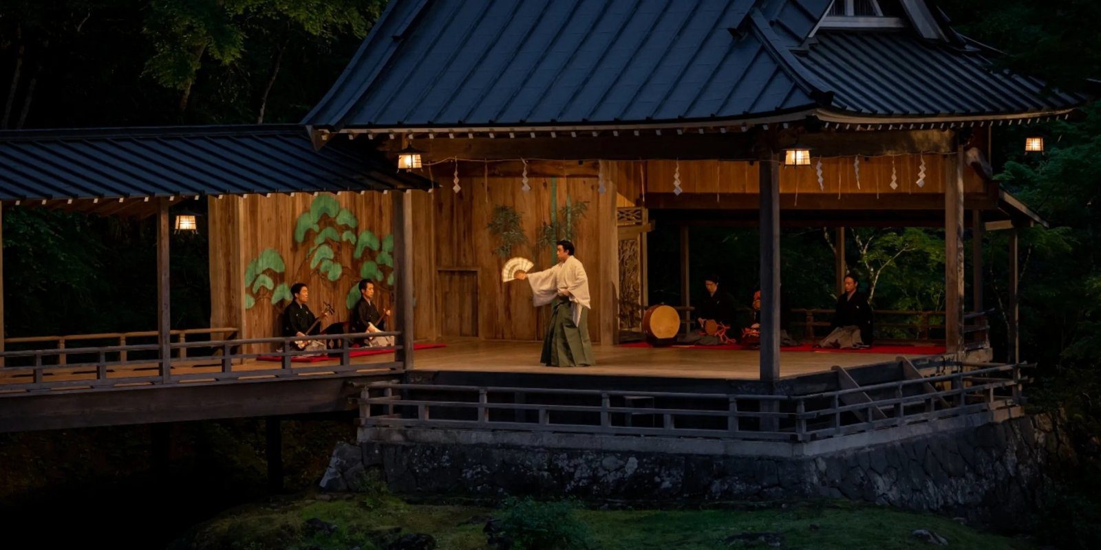 修善寺 あさば 能舞台「月桂殿」