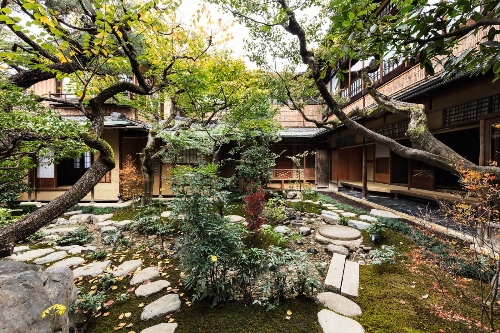 京都祇園 SOWAKA 中庭與主庭園