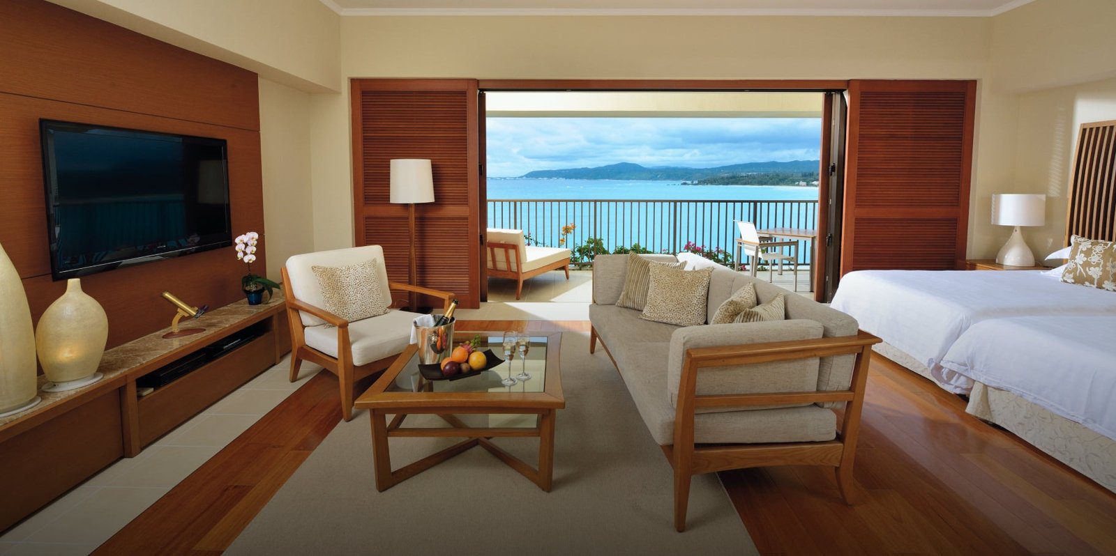 布賽納露台俱樂部酒店 Club Deluxe Ocean 2 Bedrooms 83㎡ 雙臥室客廳與海景