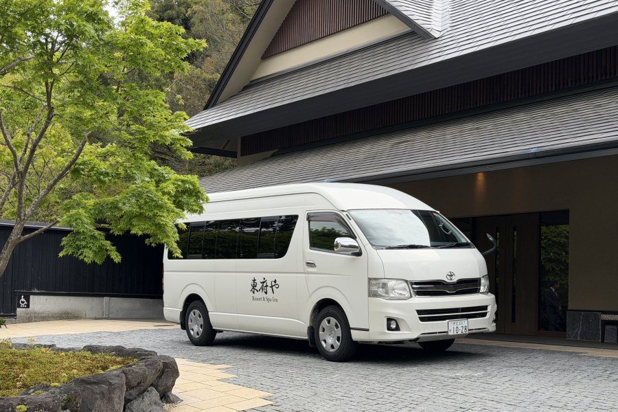 吉奈溫泉 東府や Resort & Spa-Izu 修善寺站接送用的車