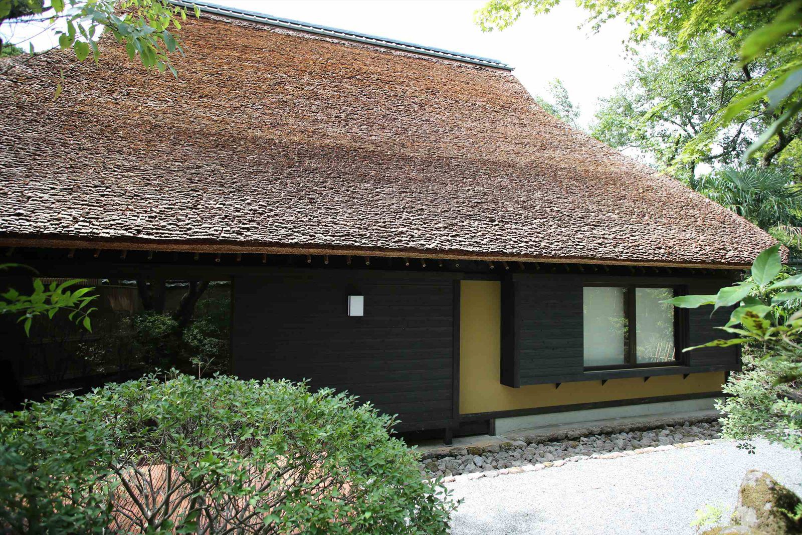由布院 亀の井別荘 庭內的離れ